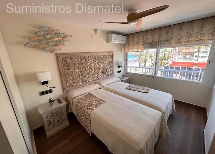 5 Estrellas Lujo Frente Al Mediterraneo 2 *